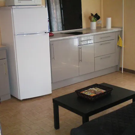 T2 Dans Maison De Village Apartment Ganges