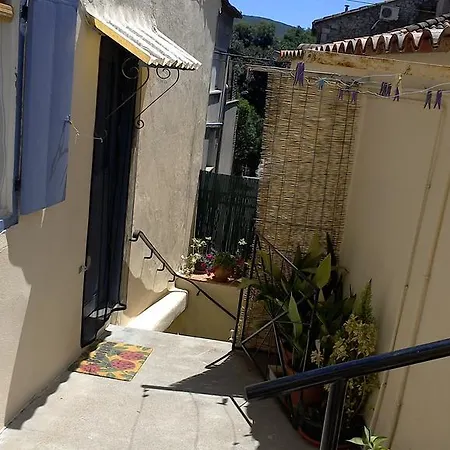 Apartment T2 Dans Maison De Village