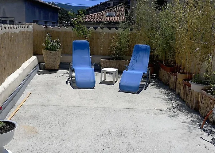 T2 Dans Maison De Village شقة