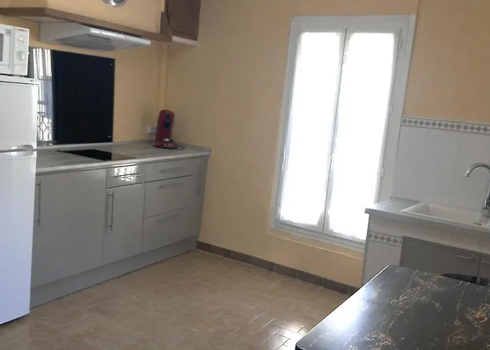 شقة T2 Dans Maison De Village