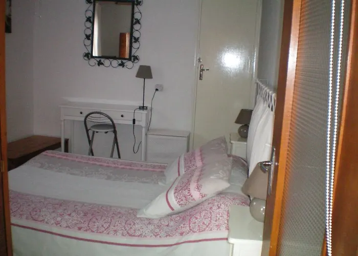 شقة T2 Dans Maison De Village *